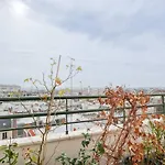 Paris - Auteuil - 70M2, Balconies, Sun, Renovated - Fits 5